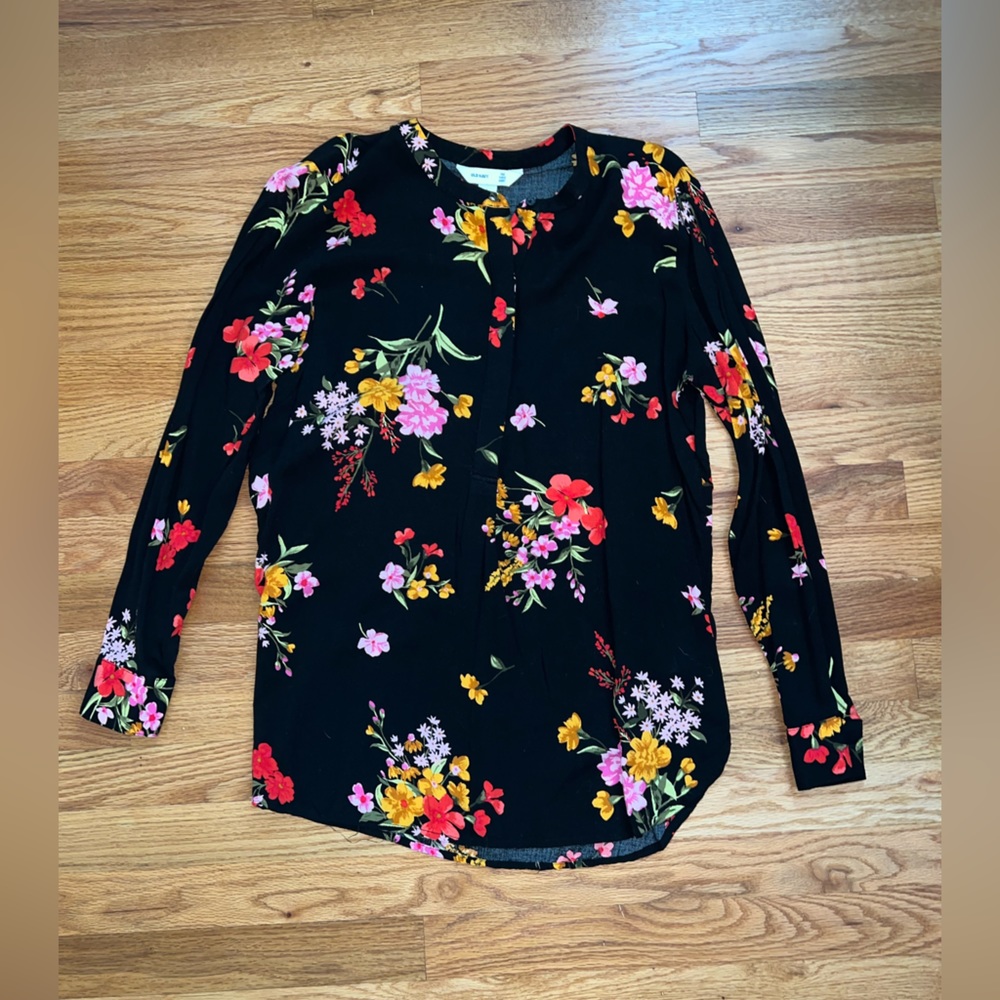 Old Navy Black Floral Tunic Shirt